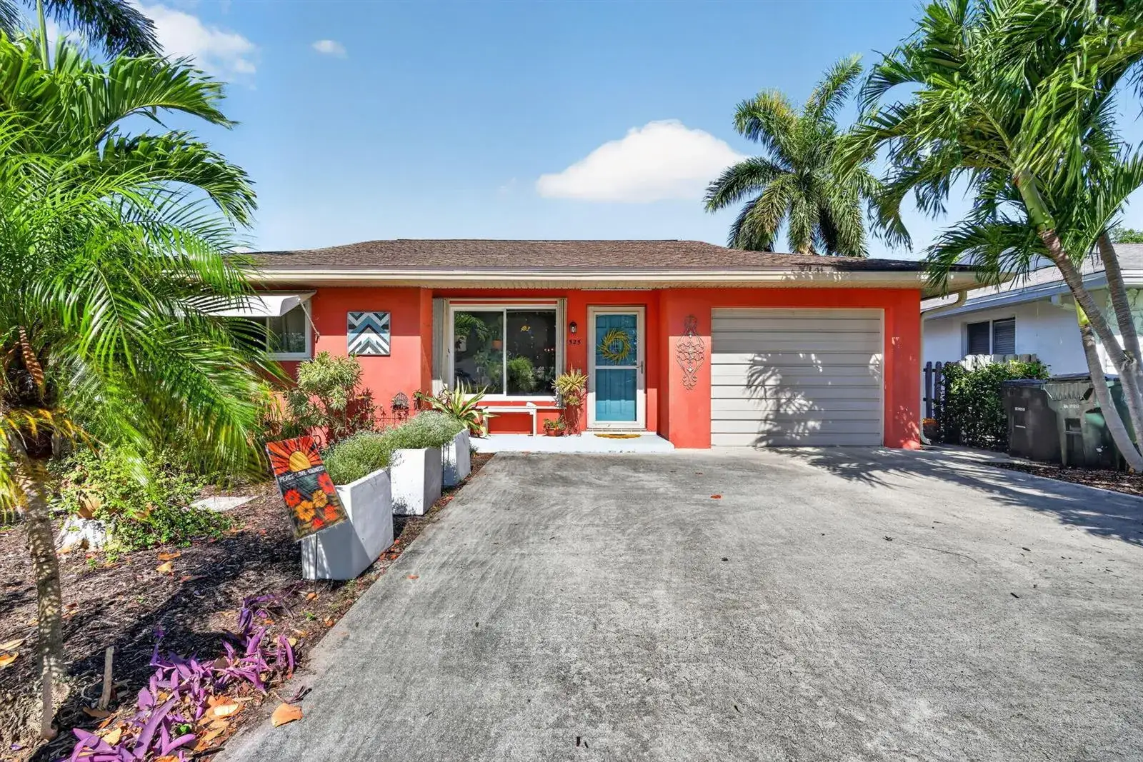 3 bedroom 2 bath Residential for sale at 1525 N M Street, FL 33460