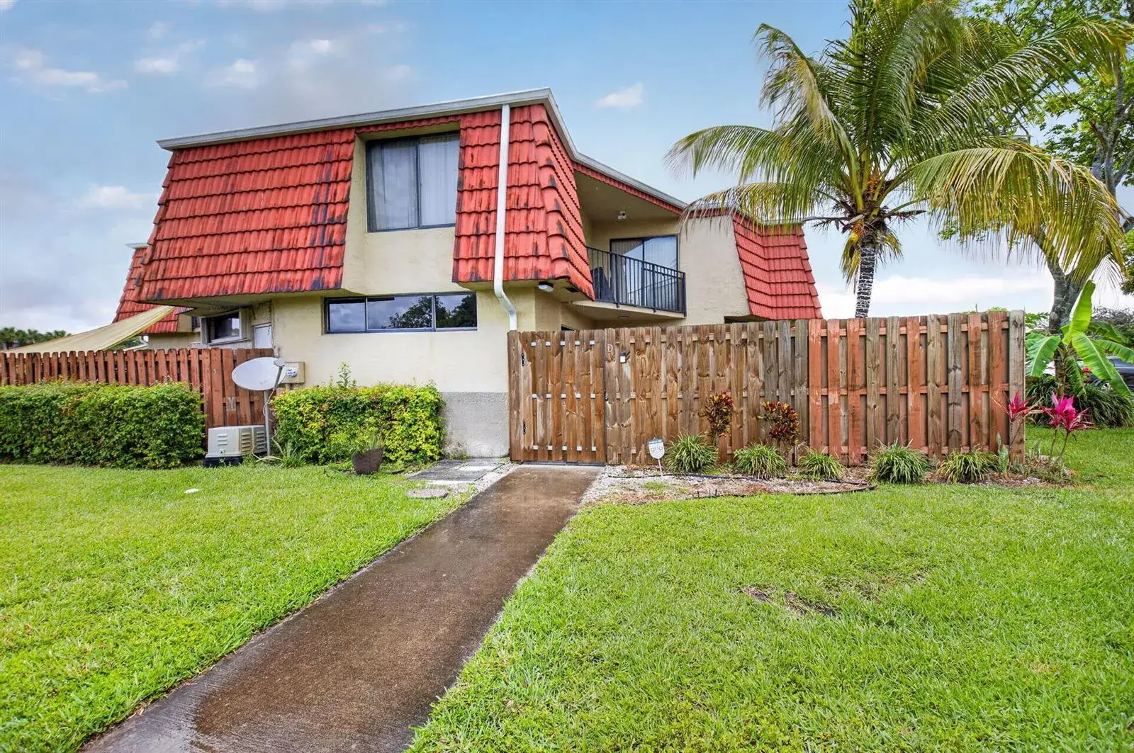 2 bedroom 2 bath Residential for sale at 8385 Trent Court # D, Boca Raton FL 33433