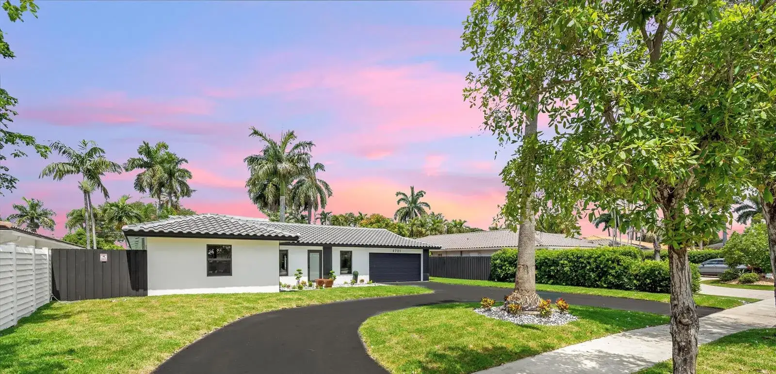 3 bedroom 2 bath Residential for sale at 4721 Bayview Drive, Fort Lauderdale FL 33308