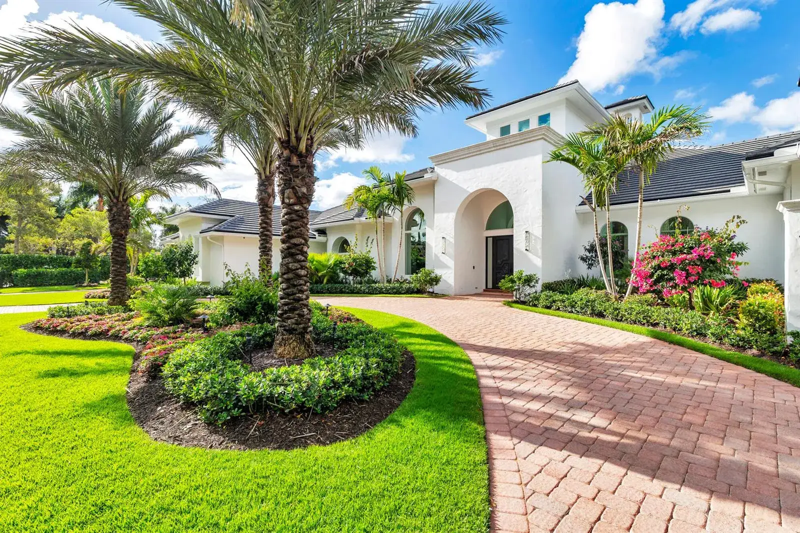4 bedroom 4 bath Residential for sale at 2707 Sheltingham Drive, Wellington FL 33414