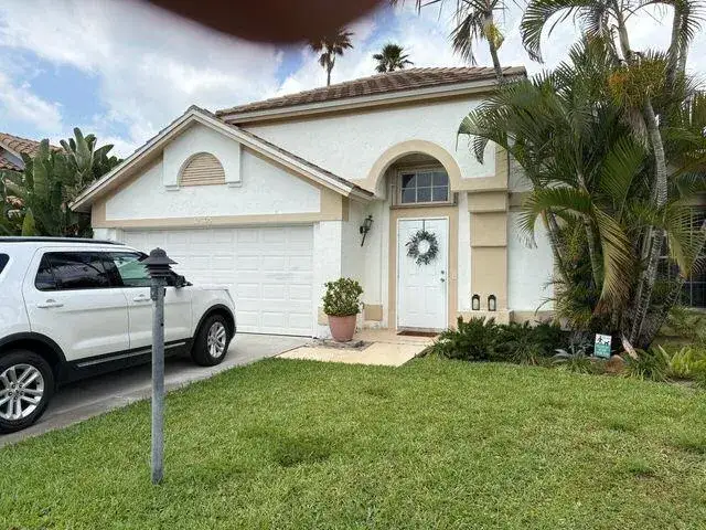 3 bedroom 2 bath Residential for sale at 12665 Coral Breeze Drive, Wellington FL 33414