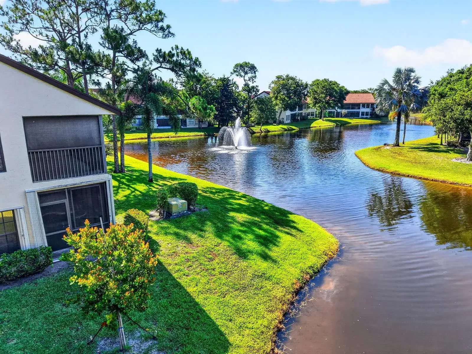 3 bedroom 2 bath Residential for sale at 3281 Jog Park Drive, FL 33467
