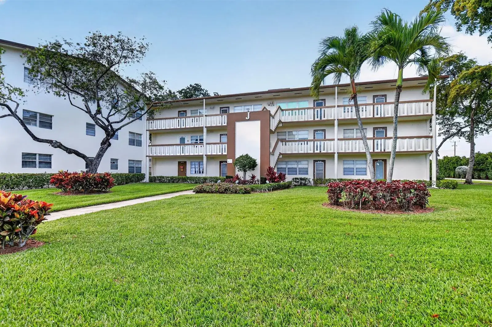 1 bedroom 1 bath Residential for sale at 415 Mansfield # J, Boca Raton FL 33434