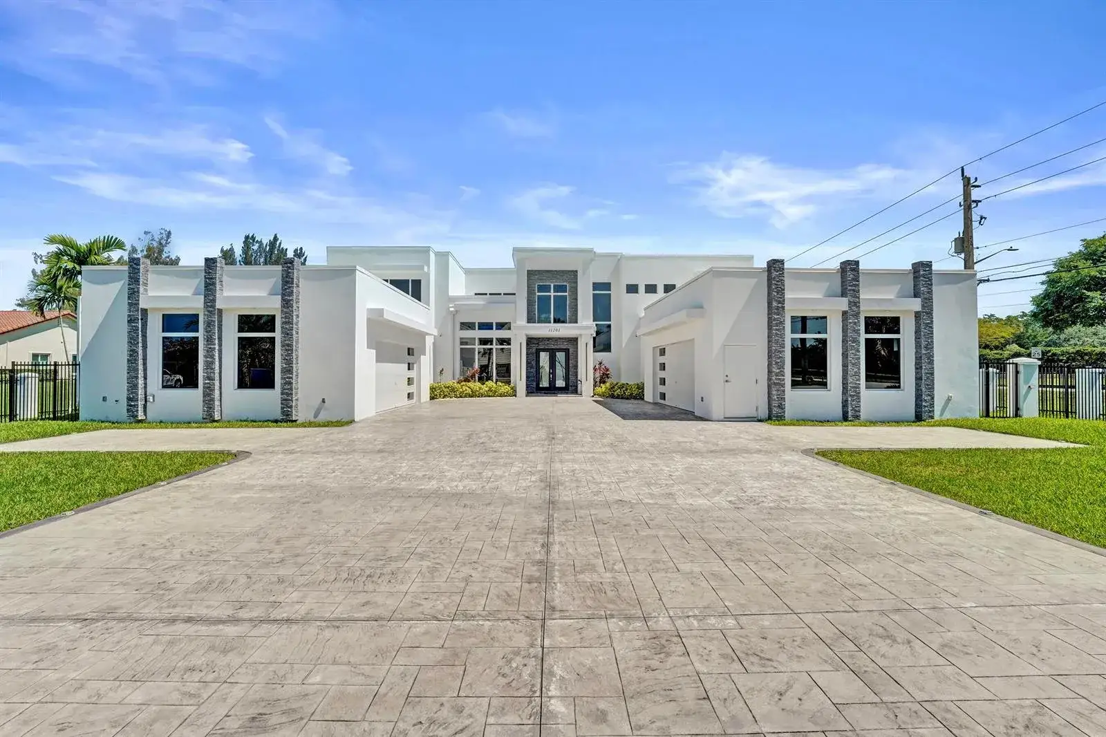 7 bedroom 6 bath Residential for sale at 11201 SW 3rd Street, Plantation FL 33325