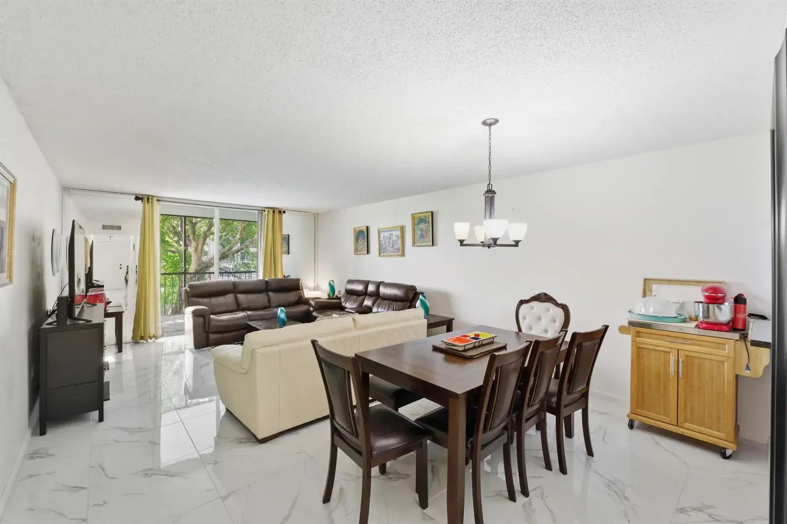 2 bedroom 2 bath Residential for sale at 260 NW 76th Avenue # 207, Margate FL 33063