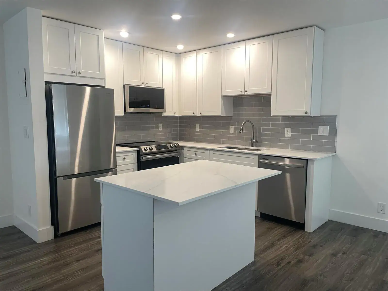 1 bedroom 1 bath Residential Lease for rent at 650 N Brittany N # 650, Delray Beach FL 33446