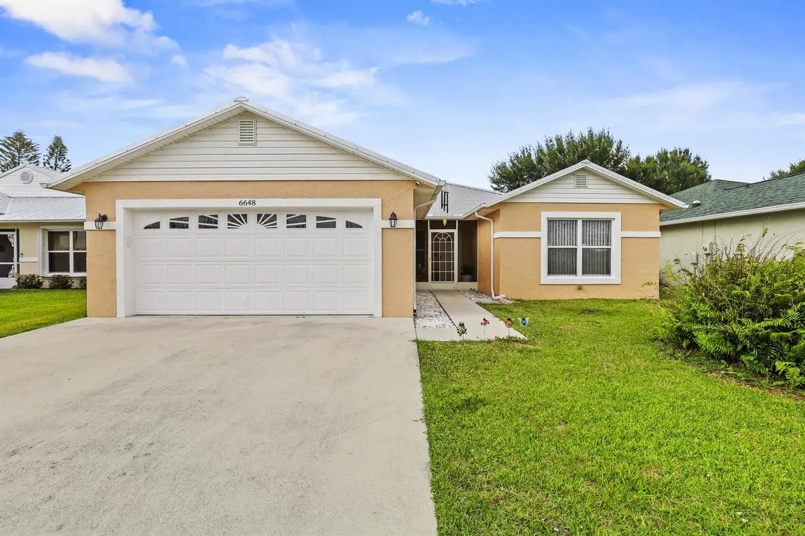 3 bedroom 2 bath Residential for sale at 6648 Gaviota, Fort Pierce FL 34951