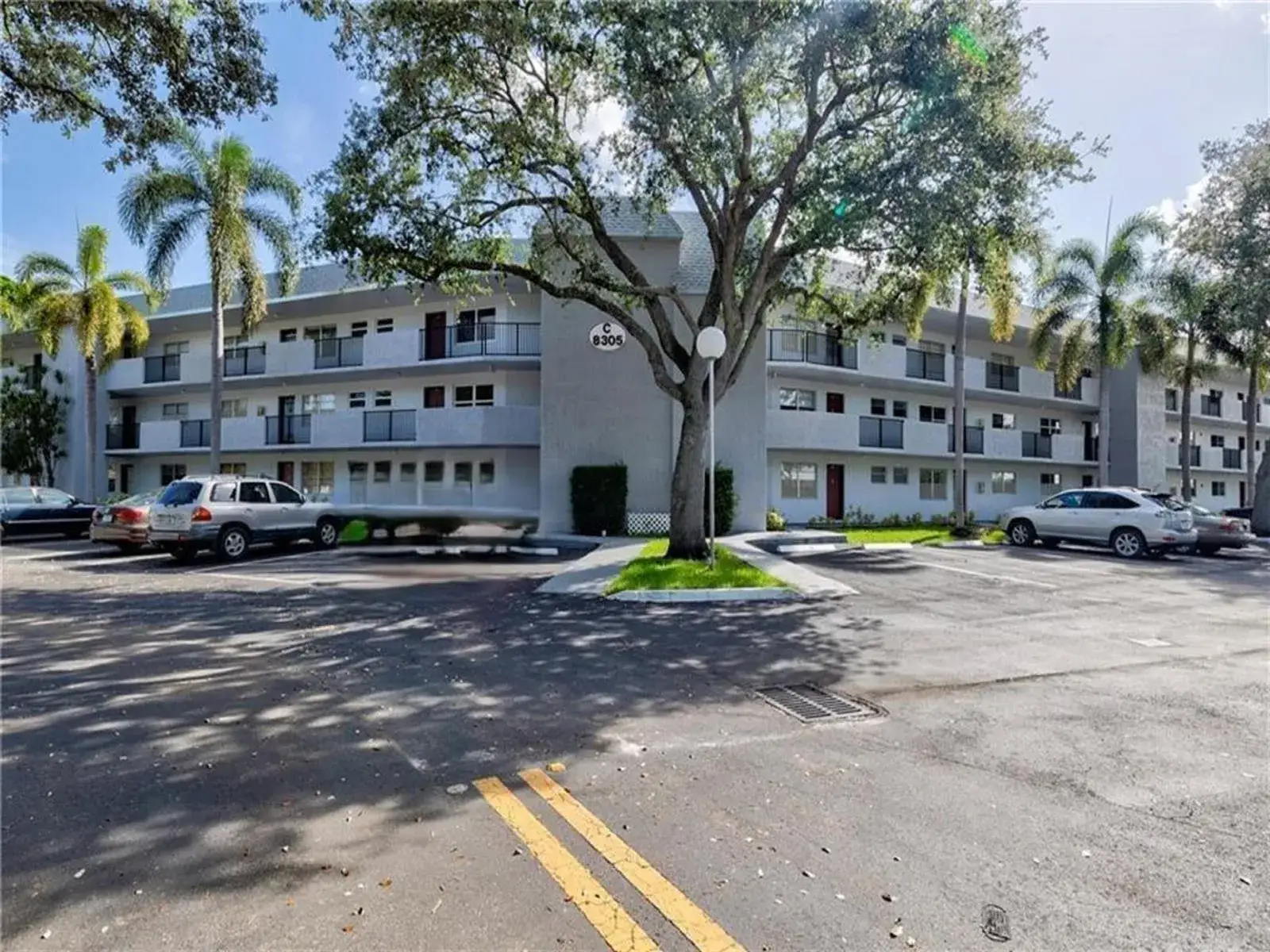 2 bedroom 2 bath Residential for sale at 8305 NW 61st Street # C209, Tamarac FL 33321