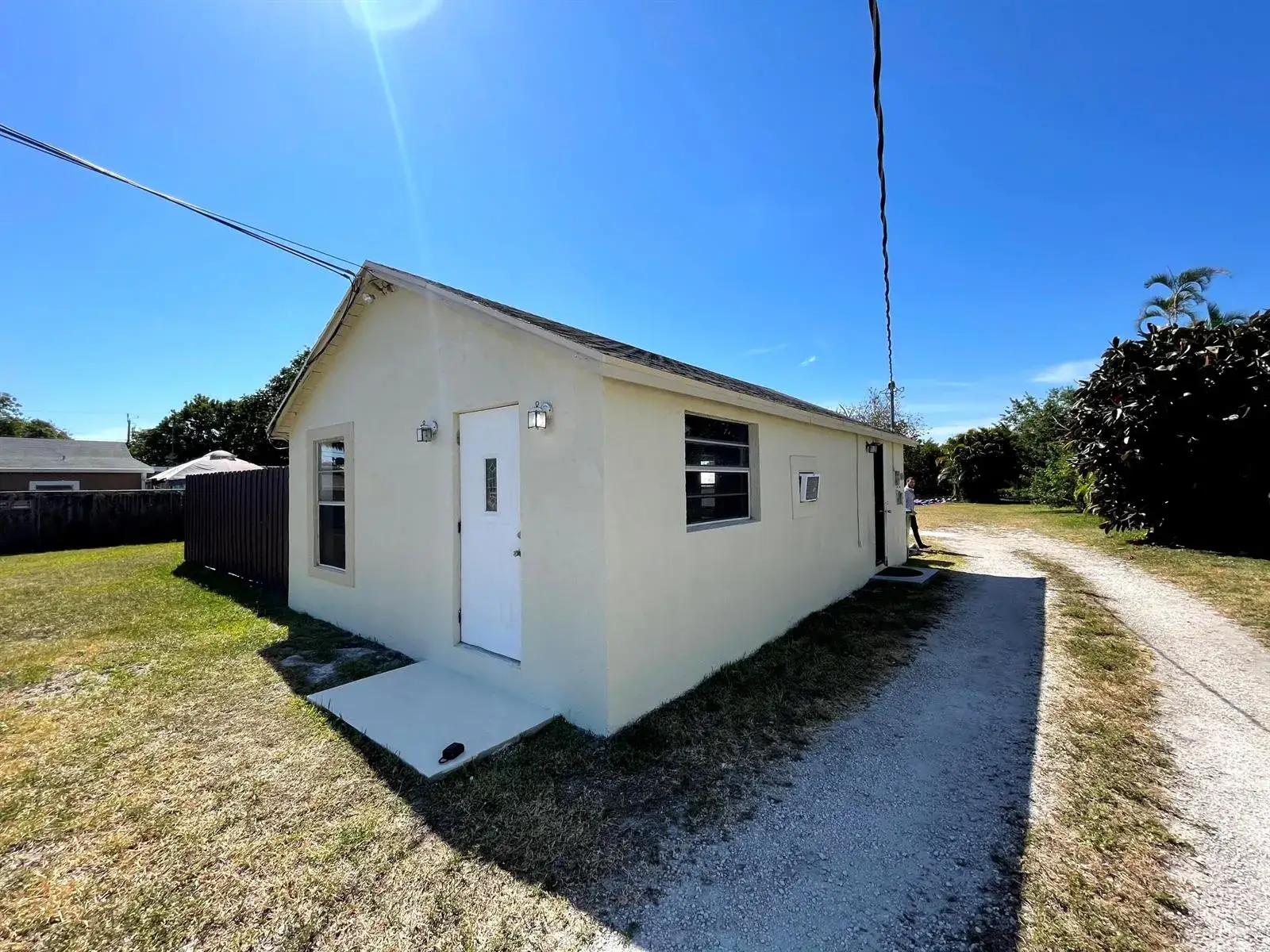 2 bedroom 1 bath Residential Lease for rent at 3901 Lakewood Road # A, Palm Springs FL 33461