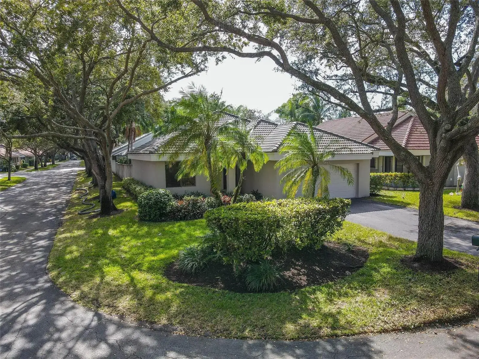 3 bedroom 2 bath Residential for sale at 1867 NW 99th Avenue, Plantation FL 33322