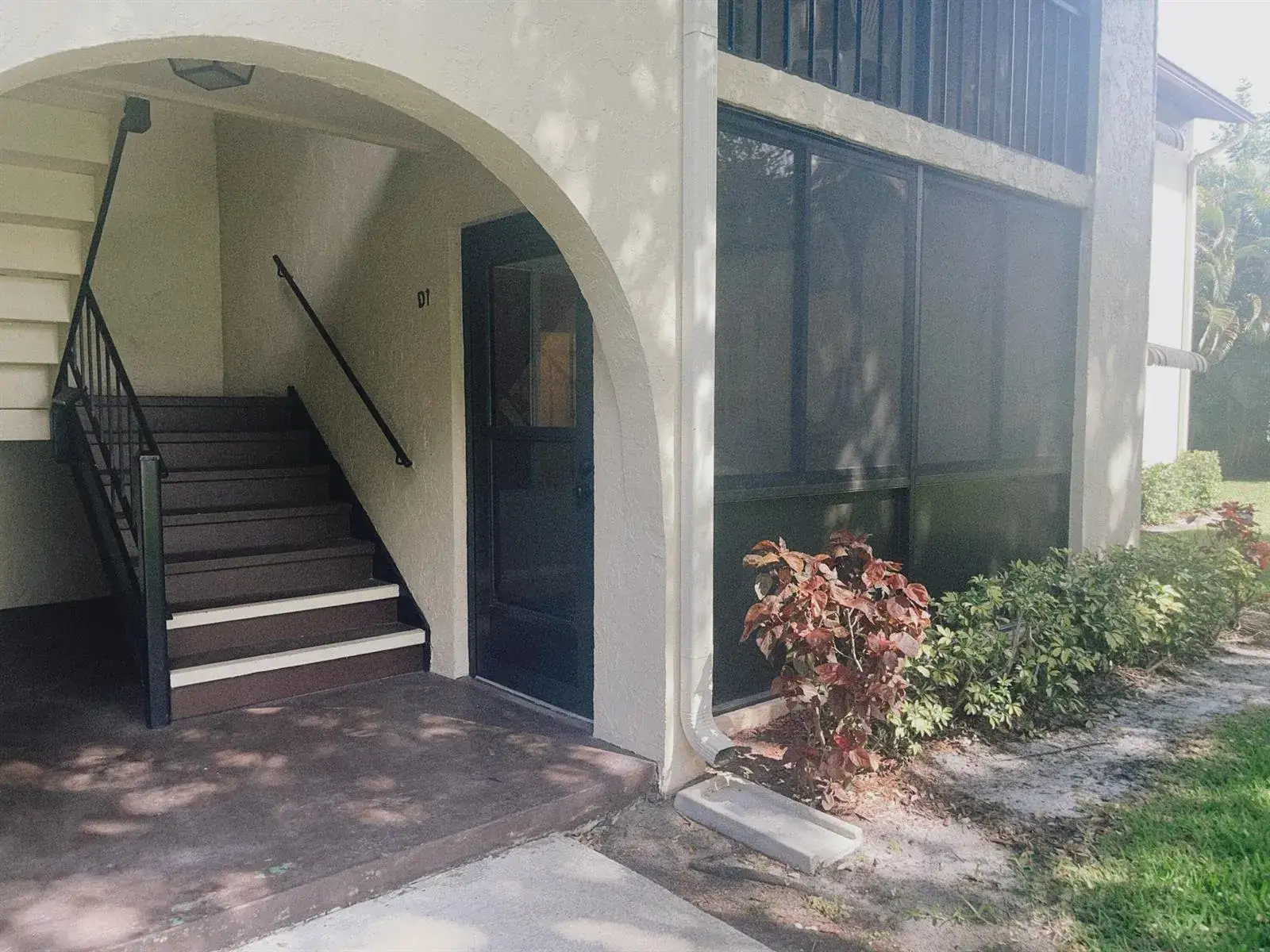 2 bedroom 2 bath Residential for sale at 5993 La Pinata Boulevard # D1, FL 33463