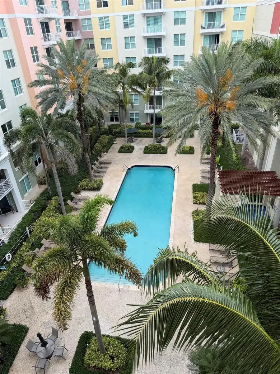 2 bedroom 2 bath Residential Lease for rent at 804 E Windward Way # 618, Lantana FL 33462