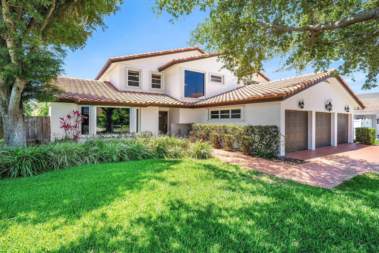6 bedroom 3 bath Residential for sale at 1560 SW 17th Street, Boca Raton FL 33486