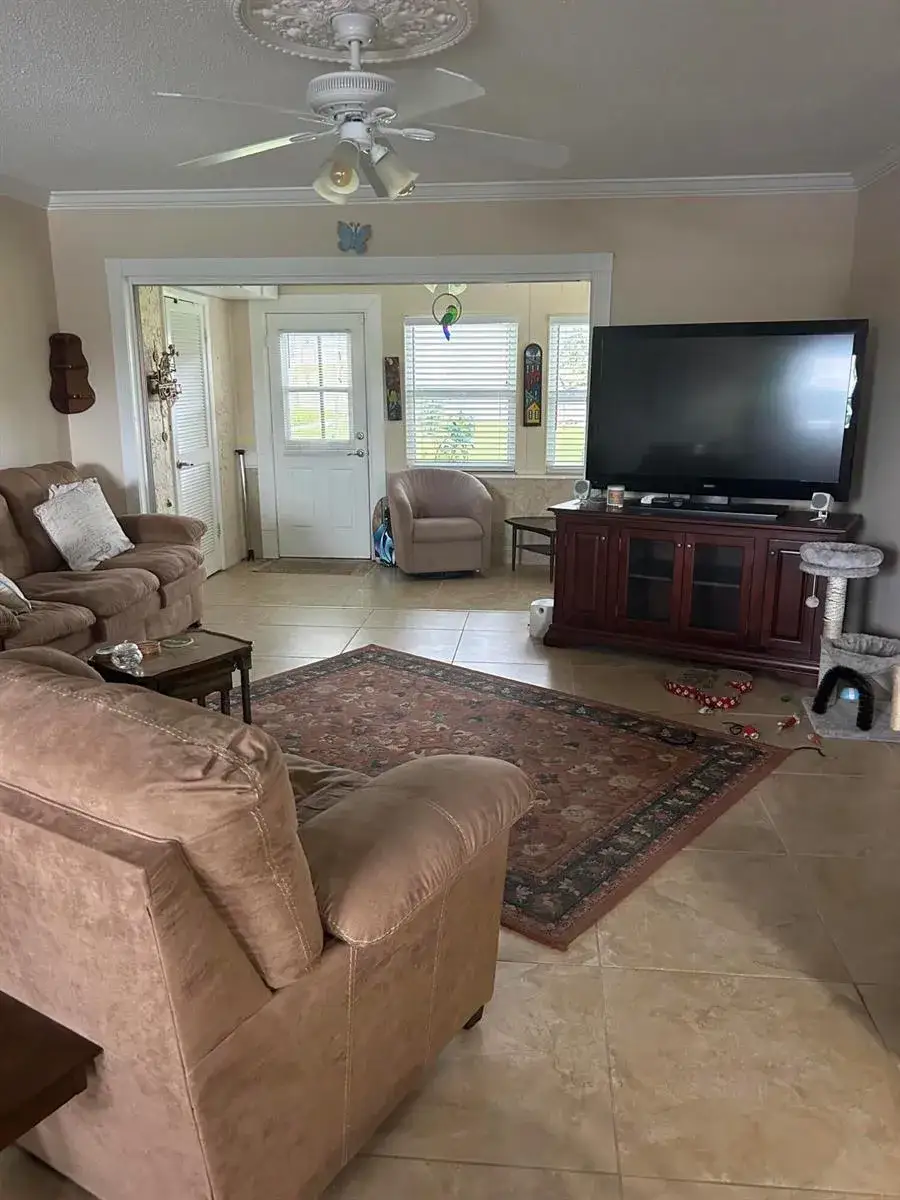 1 bedroom 1 bath Residential for sale at 770 Lori Drive # 245, Palm Springs FL 33461