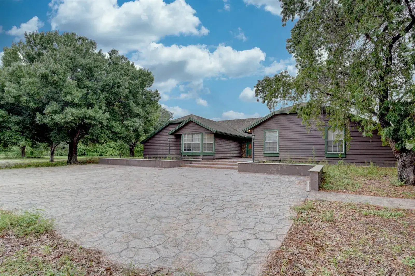 4 bedroom 2 bath Residential for sale at 19153 Eagles Way Court, Loxahatchee FL 33470