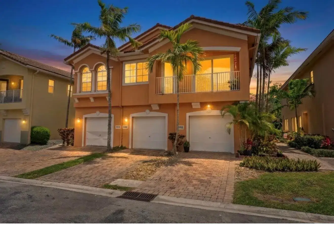 2 bedroom 2 bath Residential for sale at 1706 Carvelle Drive, Riviera Beach FL 33404