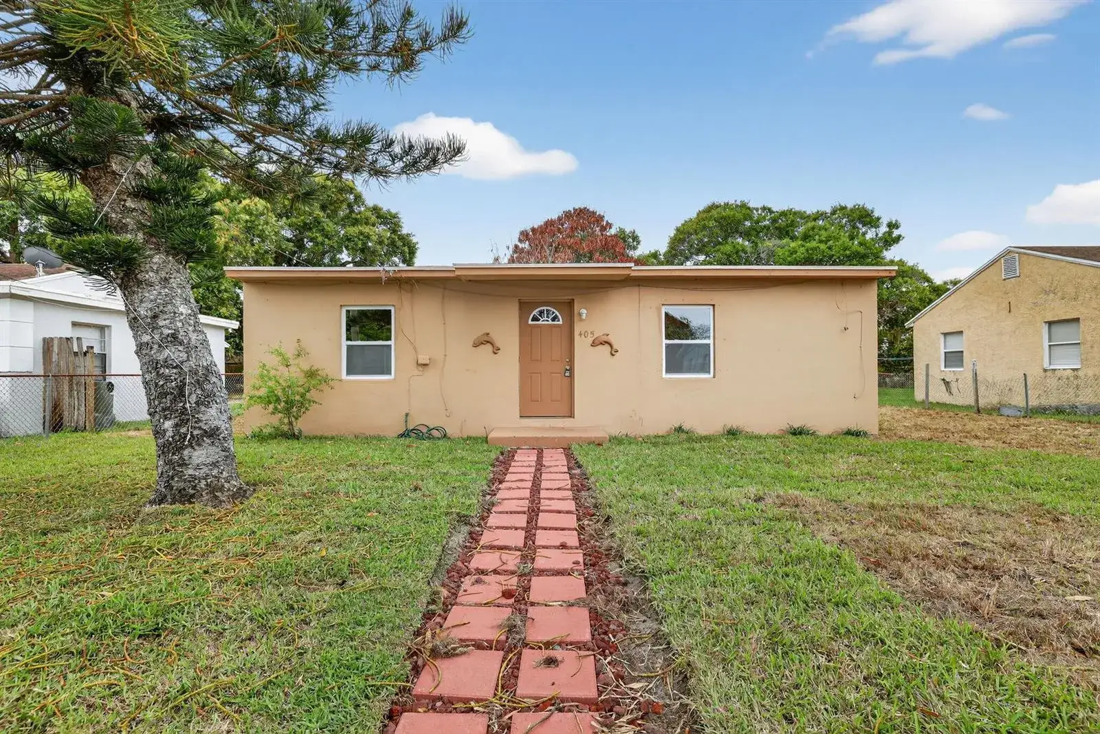 3 bedroom 1 bath Residential Lease for rent at 405 N 22nd Street, Fort Pierce FL 34950