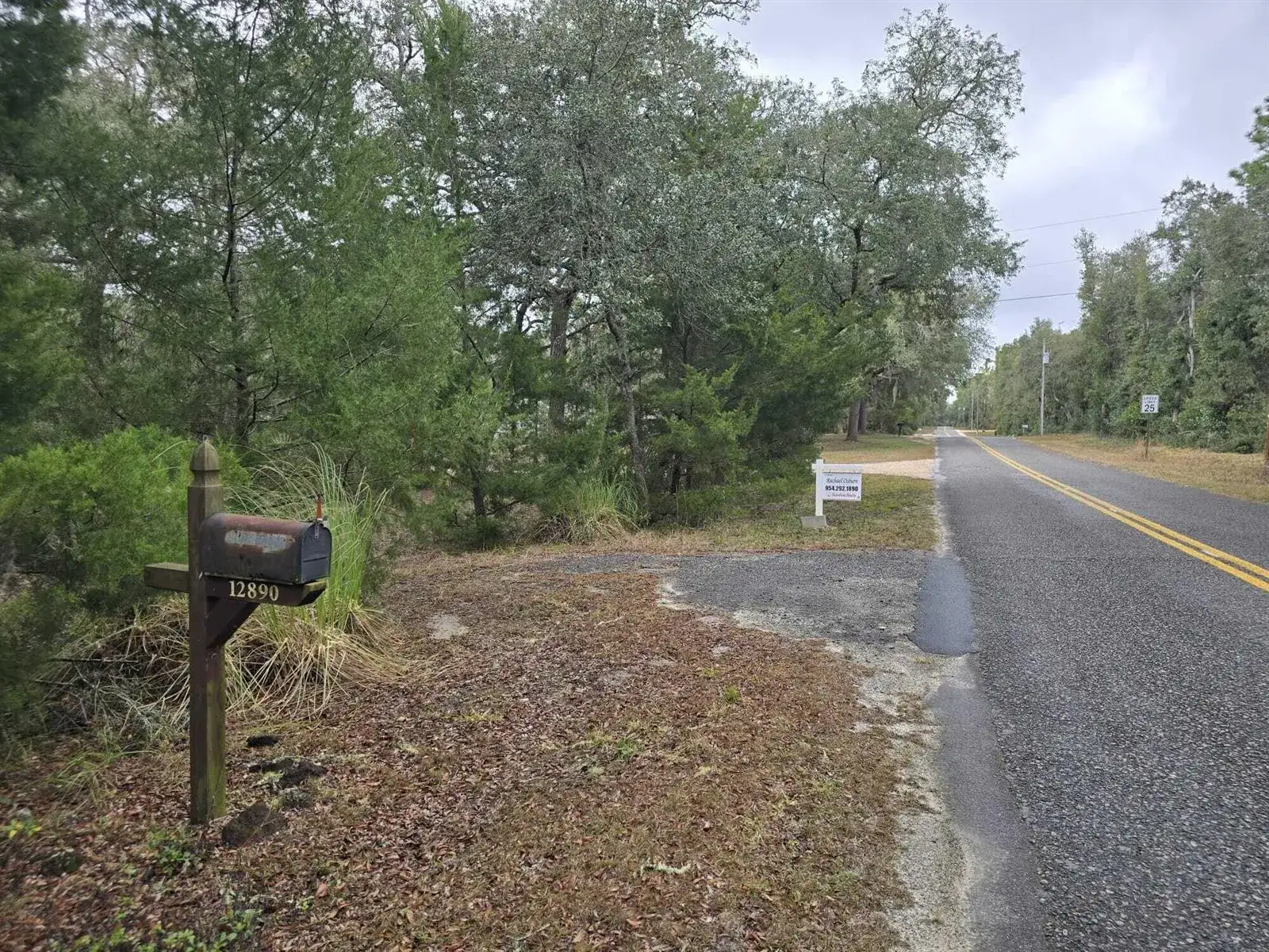 3 bedroom 2 bath Residential for sale at 12890 NW 90th Avenue, FL 32626