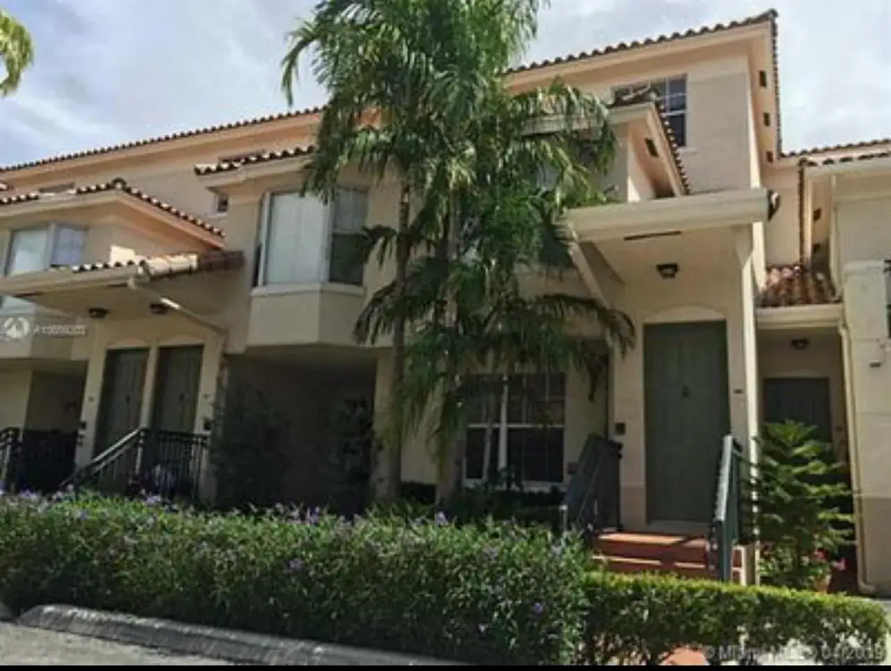 3 bedroom 3 bath Residential Lease for rent at 721 SW 148th Avenue # 309, Sunrise FL 33325