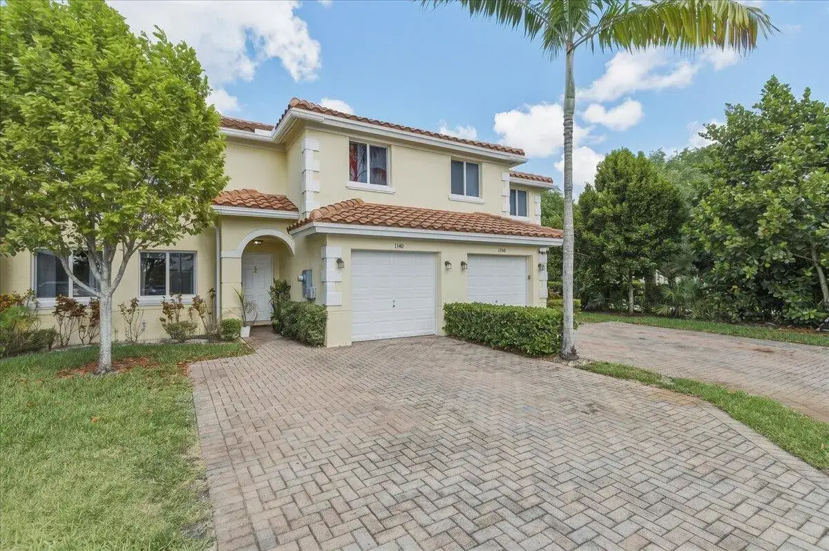 3 bedroom 2 bath Residential for sale at 1340 SW 53rd Avenue, North Lauderdale FL 33068
