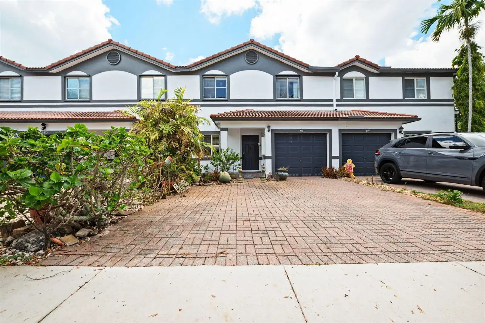 3 bedroom 2 bath Residential for sale at 2481 NW 98th Lane, Sunrise FL 33322