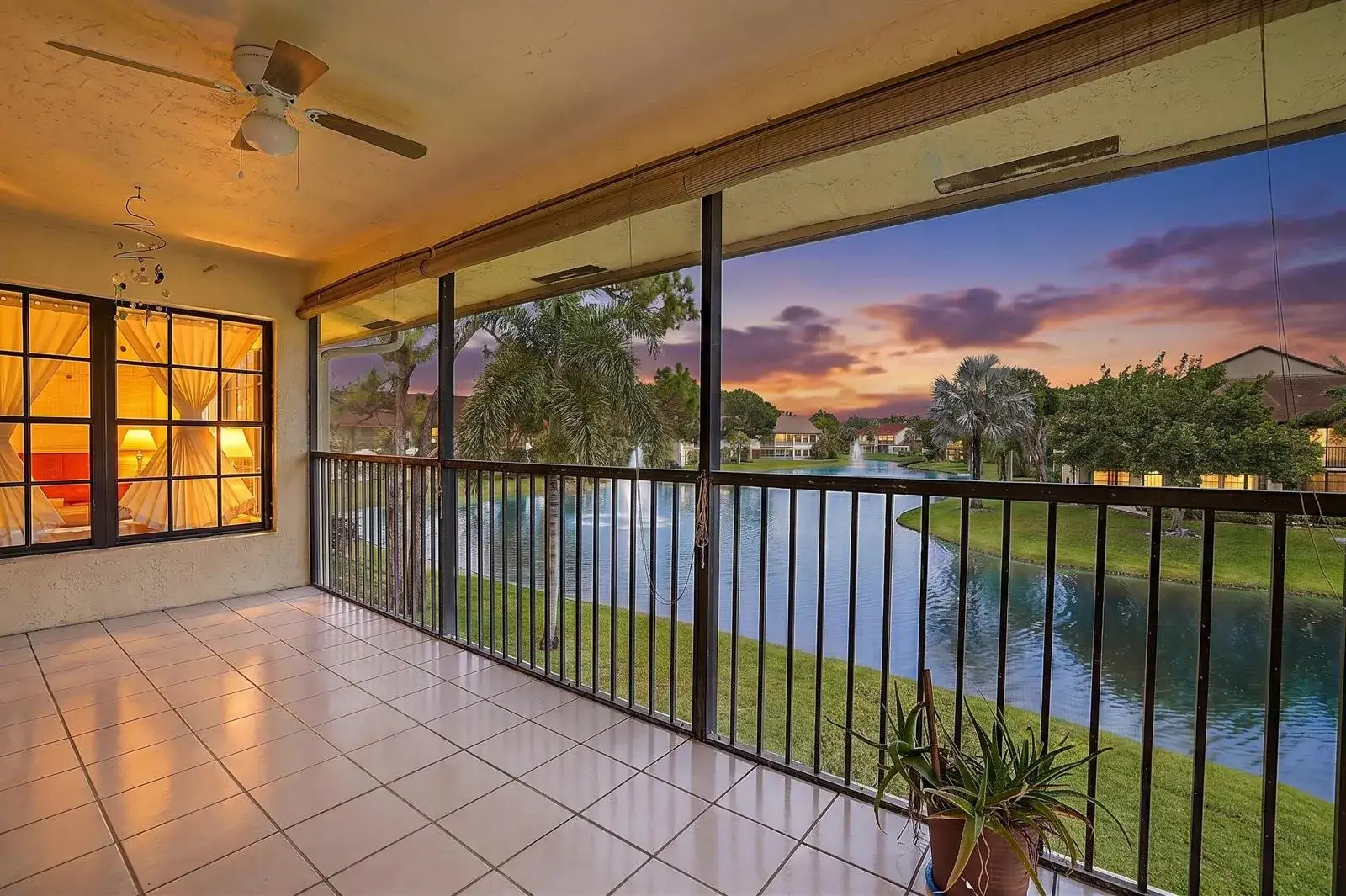 3 bedroom 2 bath Residential for sale at 3283 Jog Park Drive, FL 33467