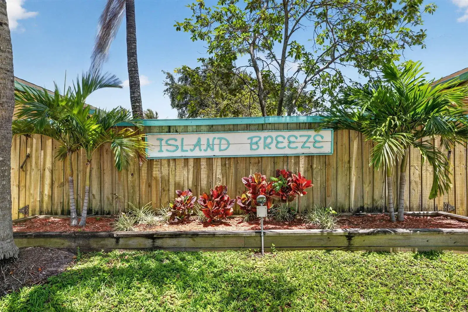 Residential Income for sale at 301 SW 16th Street, Fort Lauderdale FL 33315