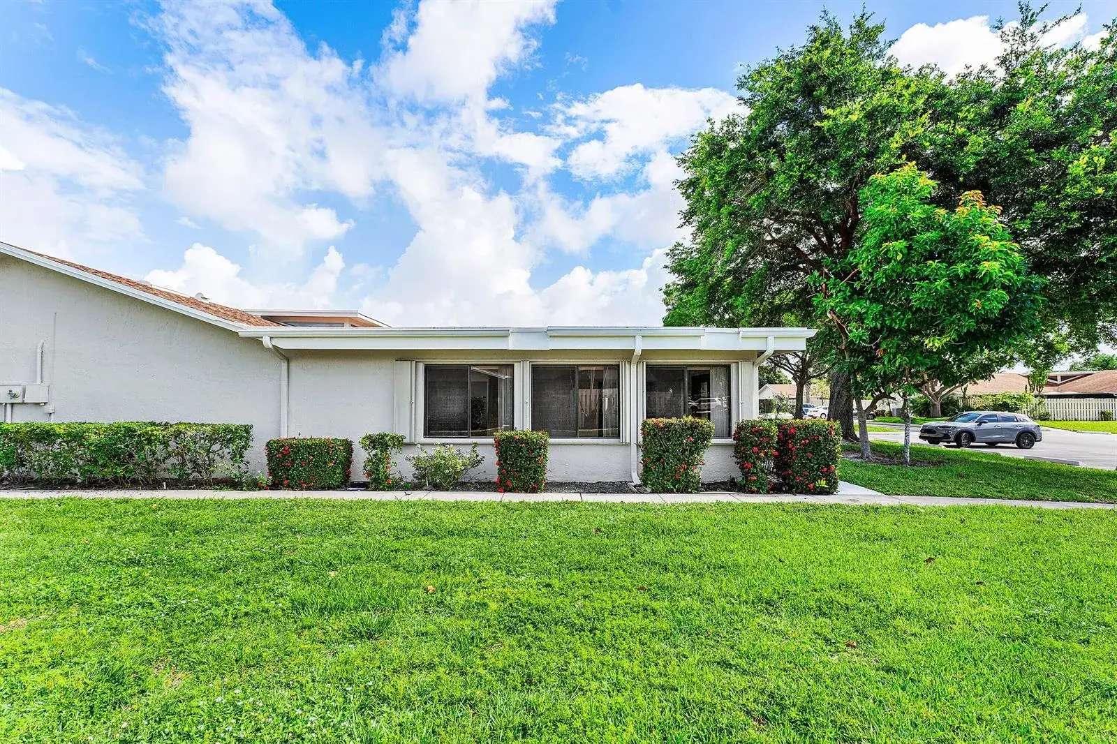 2 bedroom 2 bath Residential for sale at 900 NW 30th Avenue # D, Delray Beach FL 33445