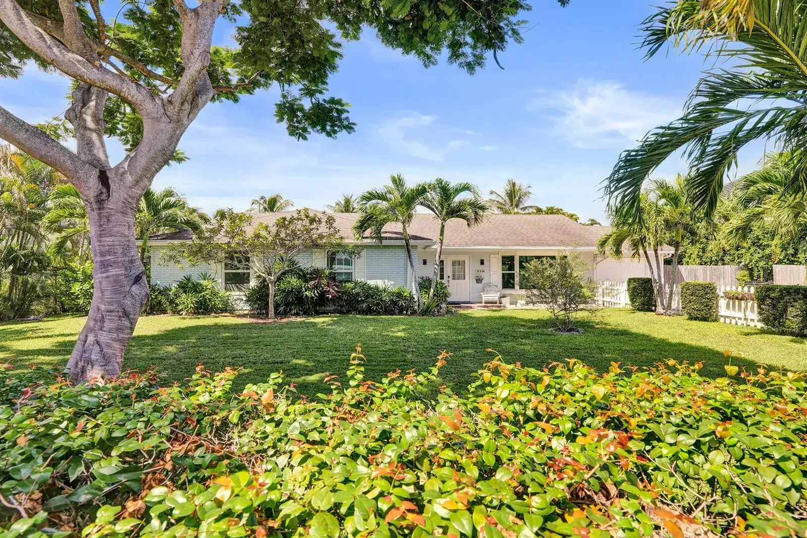 3 bedroom 2 bath Residential Lease for rent at 710 NW 1st Avenue, Delray Beach FL 33444