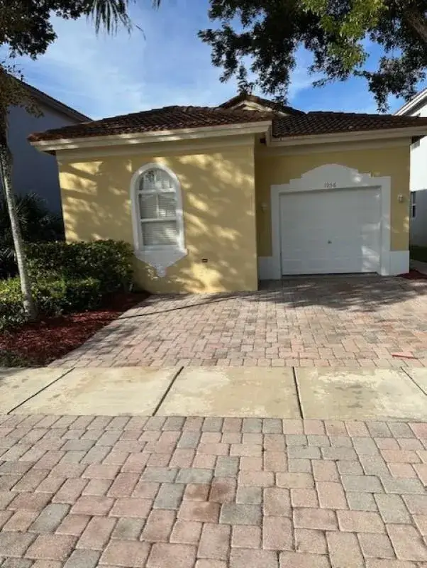 4 bedroom 2 bath Residential Lease for rent at 1056 NE 39th Avenue, Homestead FL 33033