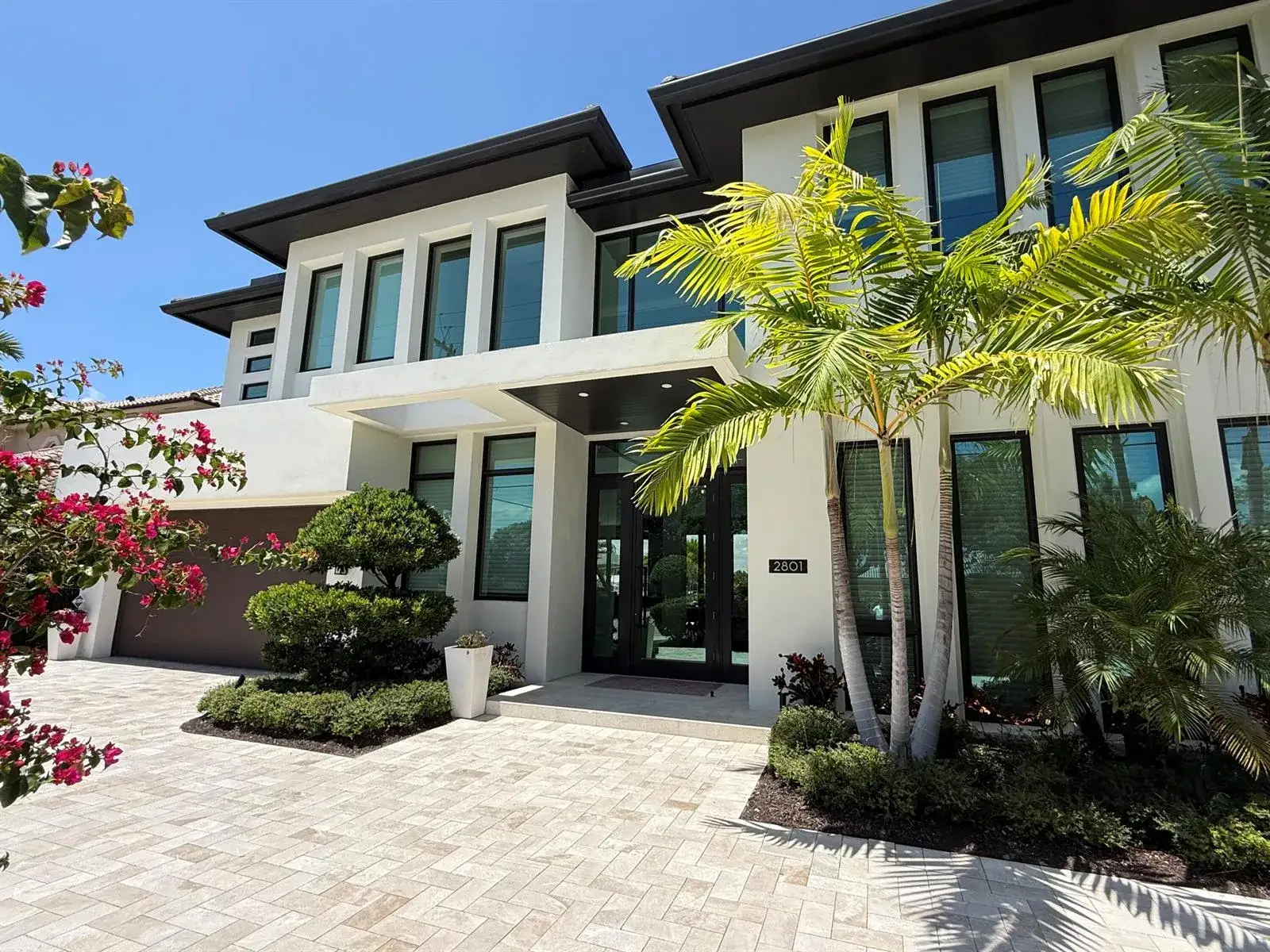 5 bedroom 7 bath Residential for sale at 2801 NE 36th Street, Lighthouse Point FL 33064