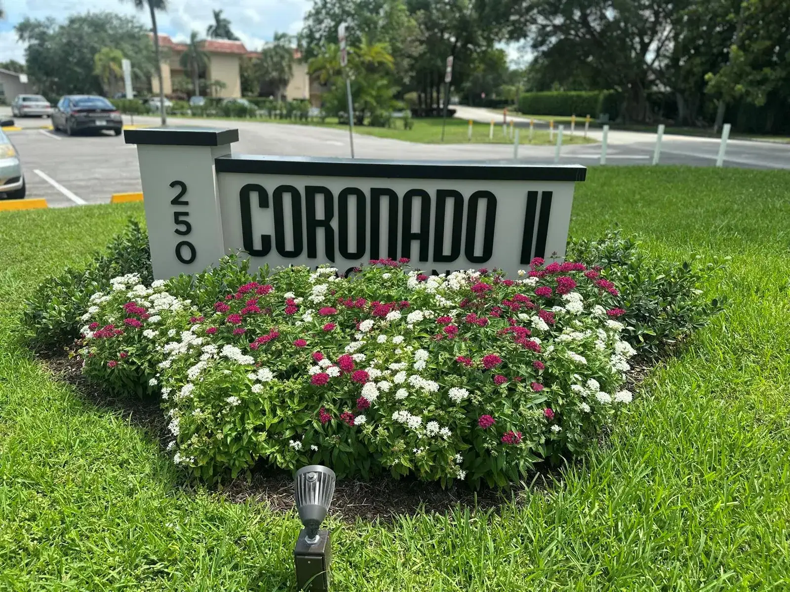 2 bedroom 2 bath Residential for sale at 250 Jacaranda Drive # 408, Plantation FL 33324