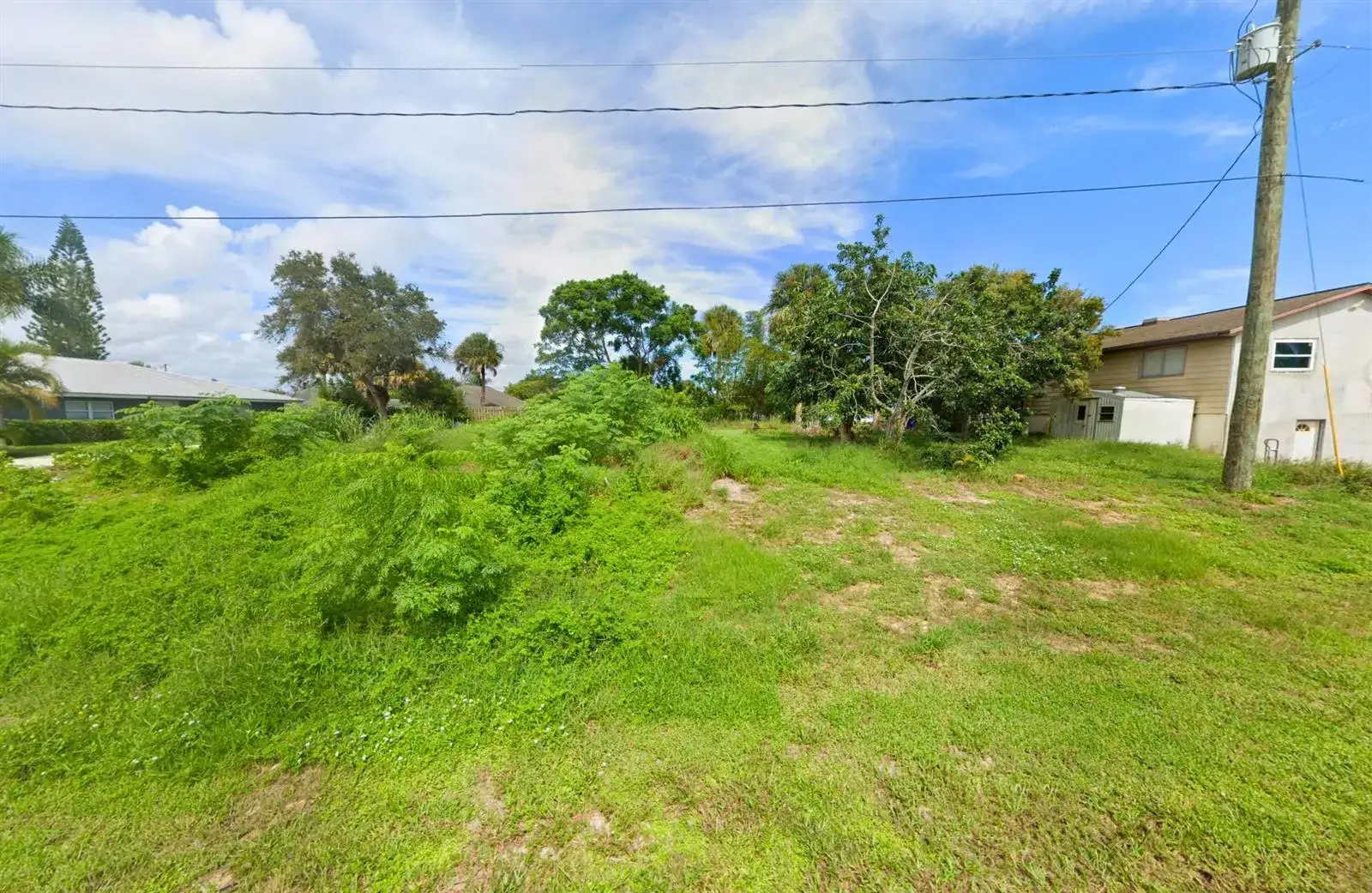 320 13th Street SW, Vero Beach FL 32962