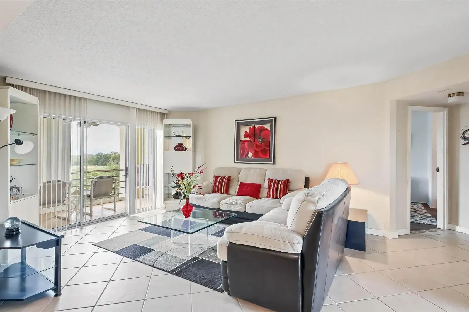 2 bedroom 2 bath Residential Lease for rent at 3951 Via Poinciana # 511, FL 33467