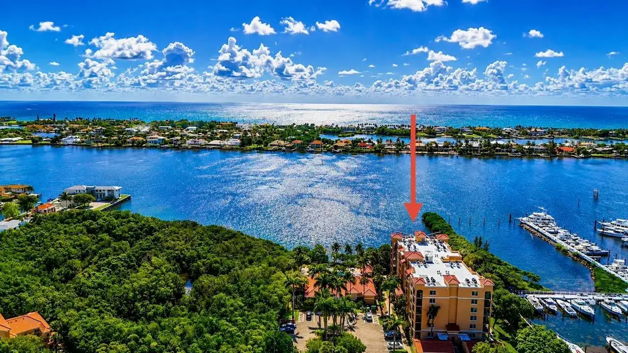 2 bedroom 2 bath Residential for sale at 1200 Scotia Drive # 403, Hypoluxo FL 33462