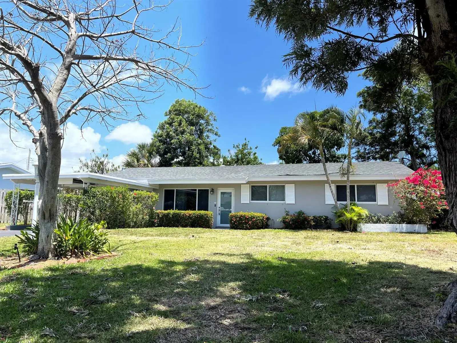 3 bedroom 2 bath Residential Lease for rent at 465 NE 34th Street, Boca Raton FL 33431