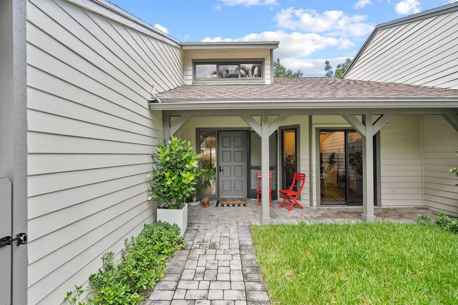 2 bedroom 2 bath Residential Lease for rent at 13324 Bedford Mews Court, Wellington FL 33414