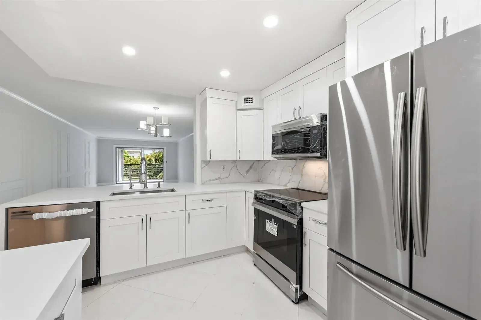 2 bedroom 2 bath Residential for sale at 2006 Granada Drive # M3, Coconut Creek FL 33066