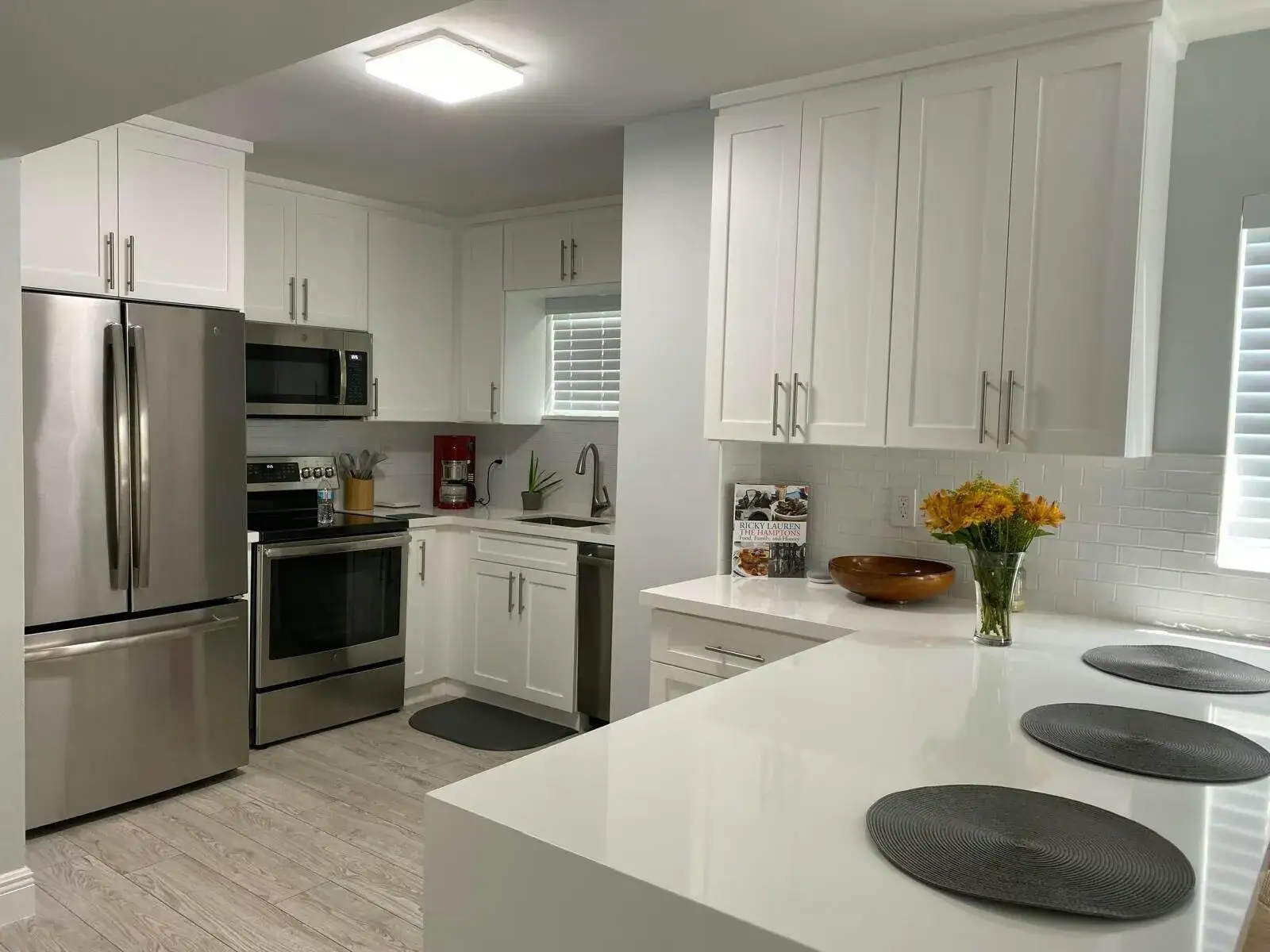 1 bedroom 1 bath Residential Lease for rent at 1750 NE 191st Street # 4, Miami FL 33179