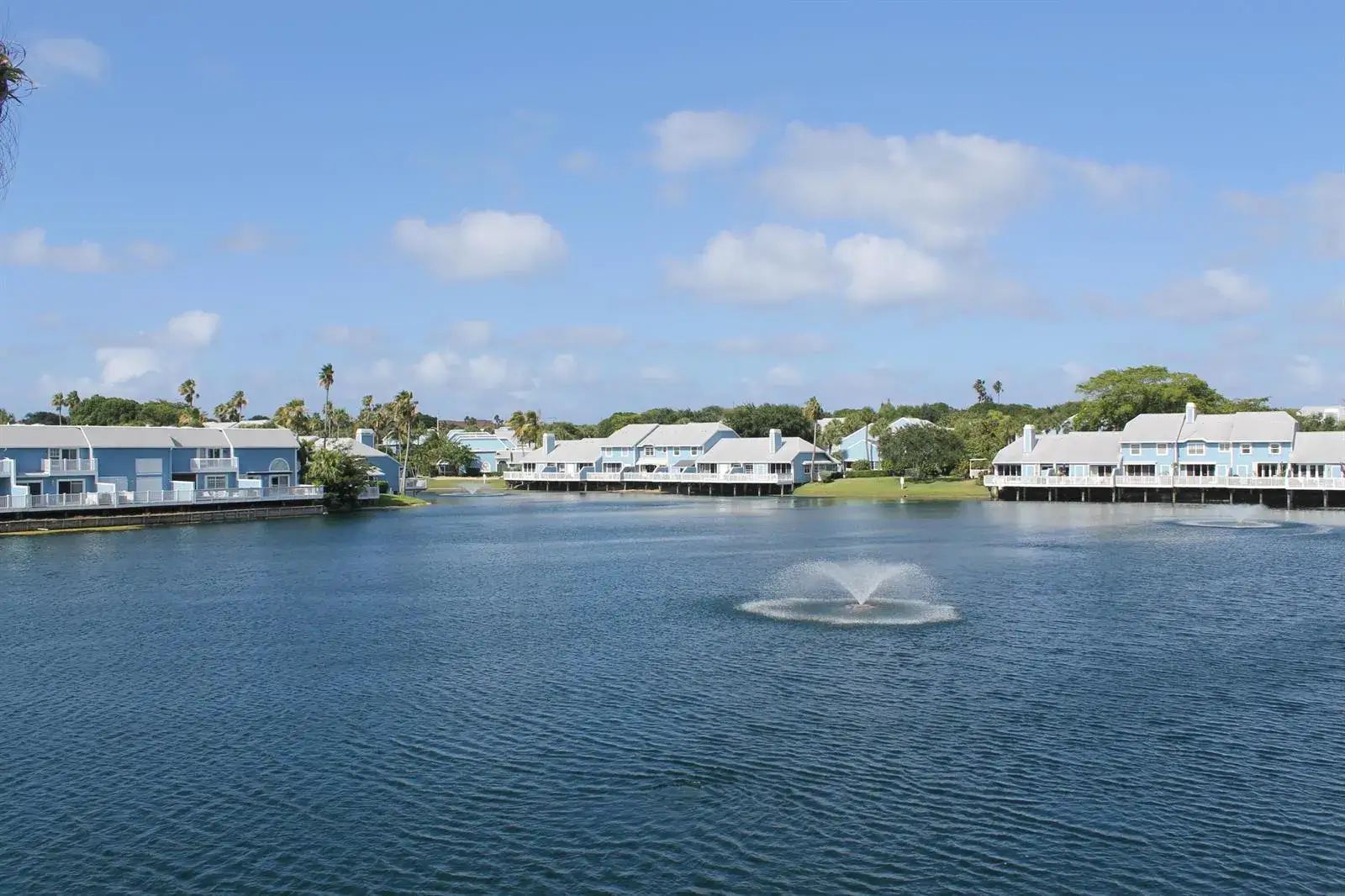 2 bedroom 2 bath Residential Lease for rent at 1120 Ocean Dunes Circle, Jupiter FL 33477