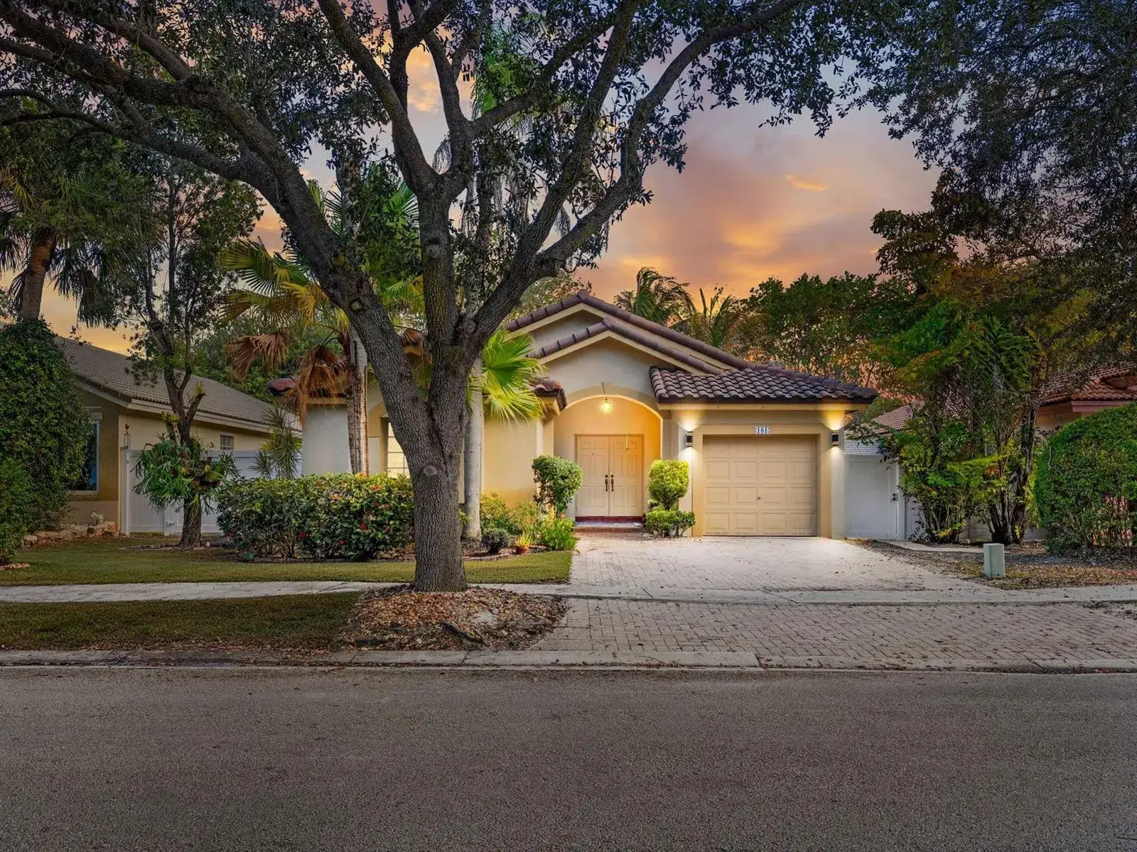 3 bedroom 2 bath Residential Lease for rent at 181 SW 203rd Avenue, Pembroke Pines FL 33029