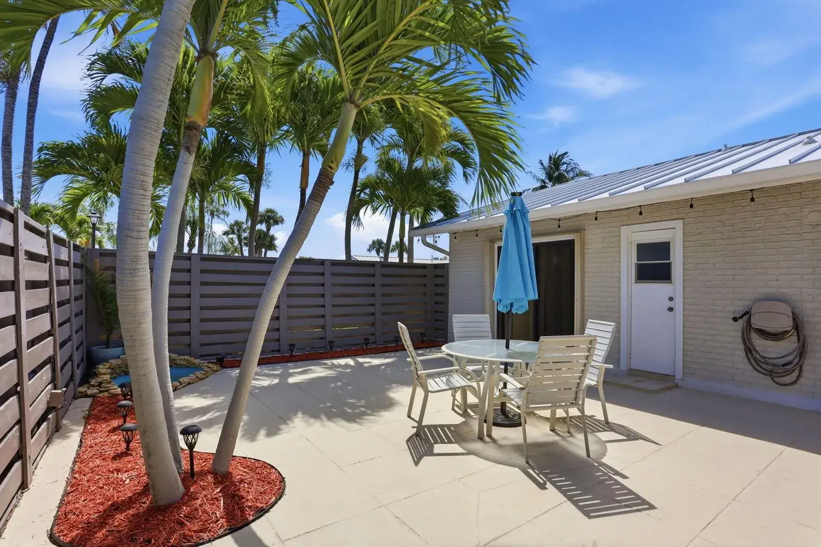 2 bedroom 2 bath Residential for sale at 1801 S Us Hwy 1 # 3a, Jupiter FL 33477