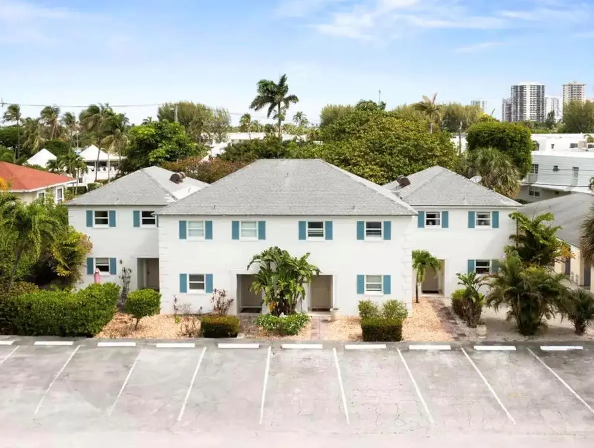 3 bedroom 2 bath Residential for sale at 1216 Surf Road, Singer Island FL 33404