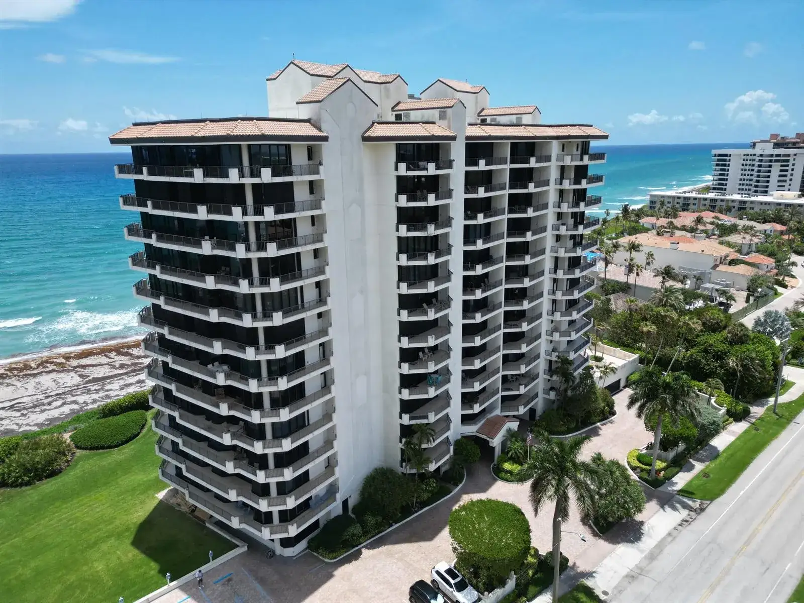 3 bedroom 3 bath Residential for sale at 800 Ocean Drive # 205, Juno Beach FL 33408
