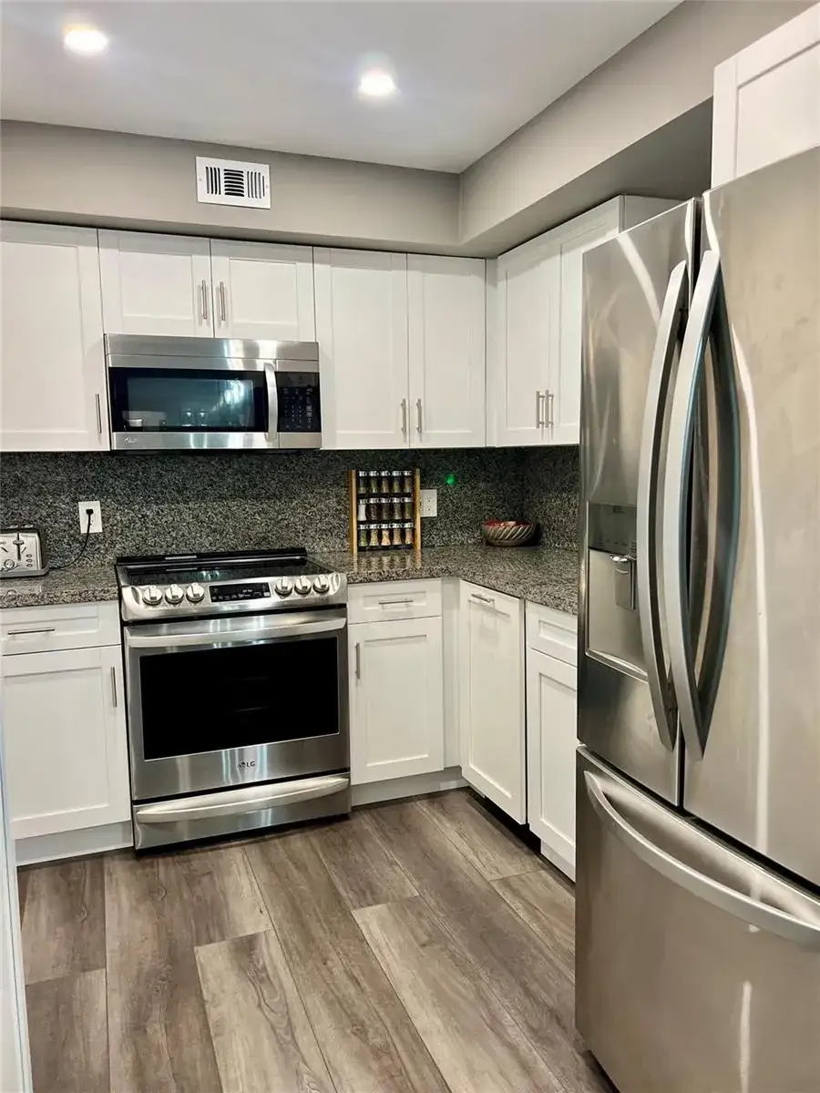 1 bedroom 1 bath Residential Lease for rent at 4040 N Hills Drive # 25, Hollywood FL 33021