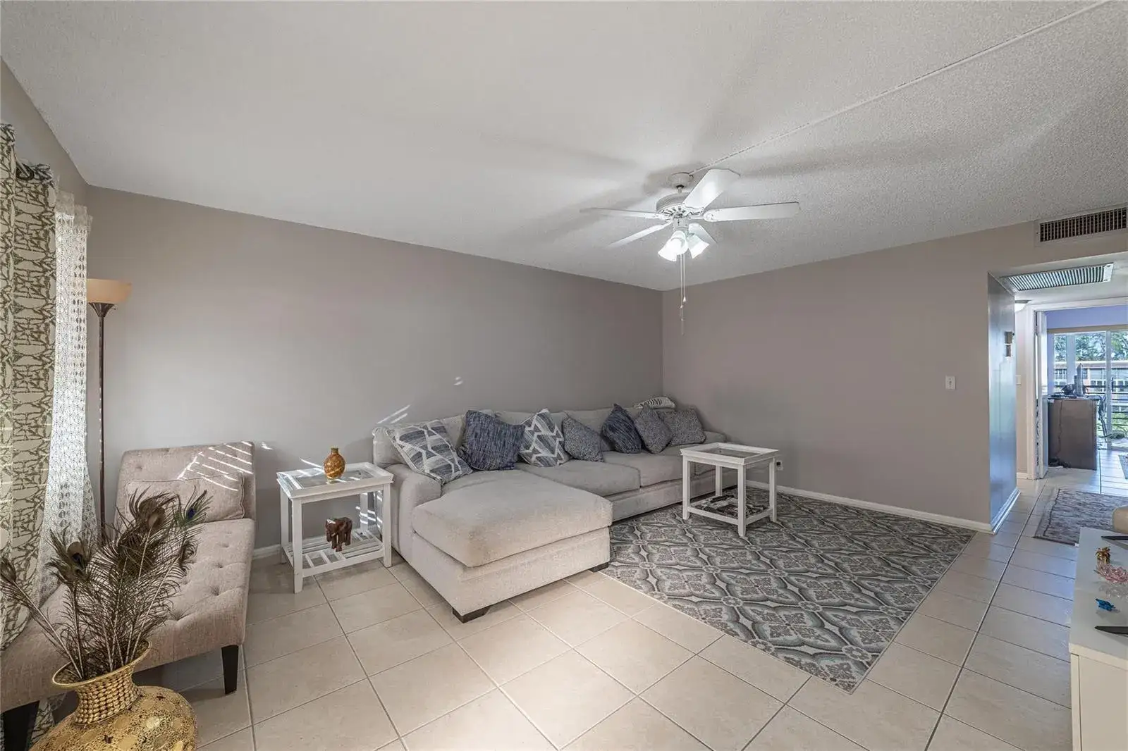 2 bedroom 2 bath Residential for sale at 1902 Bermuda Circle, Coconut Creek FL 33066