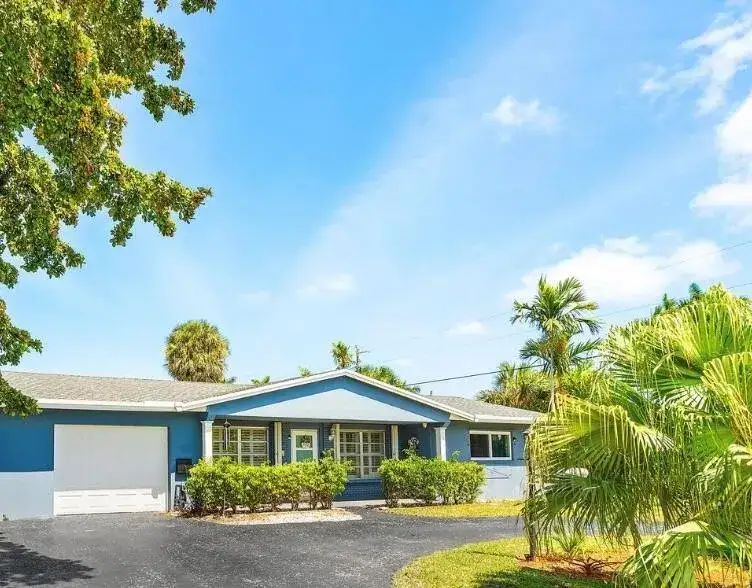 3 bedroom 3 bath Residential Lease for rent at 420 SE 12th Avenue, Deerfield Beach FL 33441