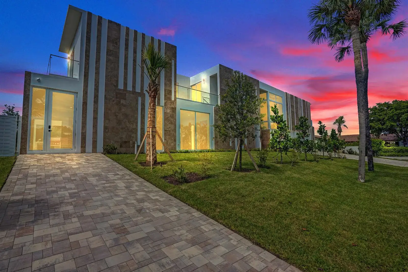 6 bedroom 4 bath Residential for sale at 824 W Marbella Lane, Lantana FL 33462