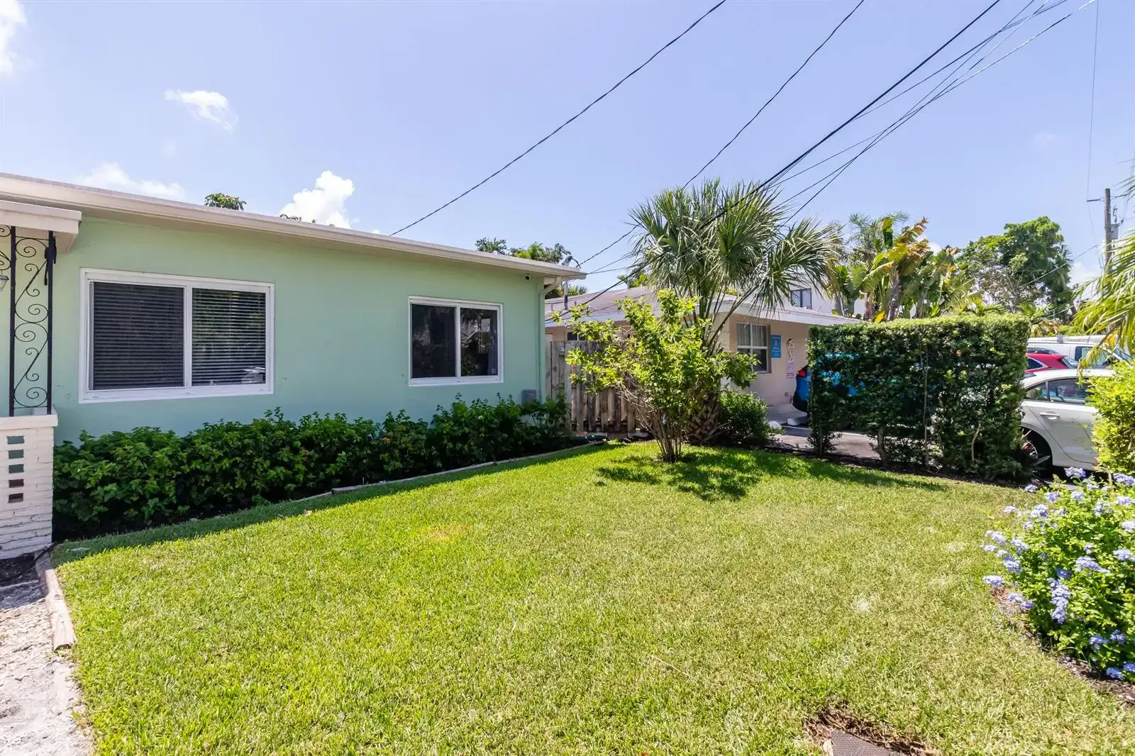 2 bedroom 2 bath Residential Lease for rent at 836 NE 17th Terrace, Fort Lauderdale FL 33304
