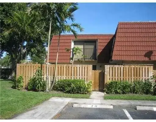 2 bedroom 2 bath Residential for sale at 730 NW 98th Circle, Plantation FL 33324